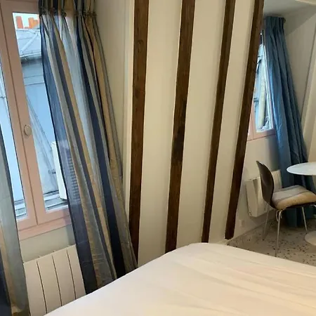 4 Le Marais Rue De Rivoli - Hall - Aldaro Paris