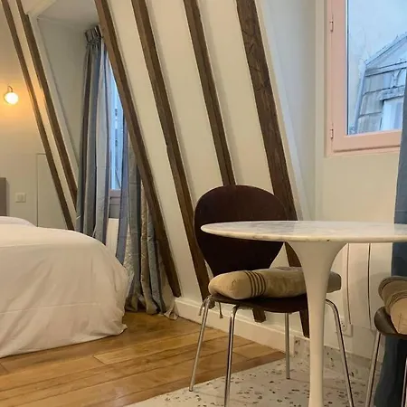 4 Le Marais Rue De Rivoli - Hall - Aldaro Paris