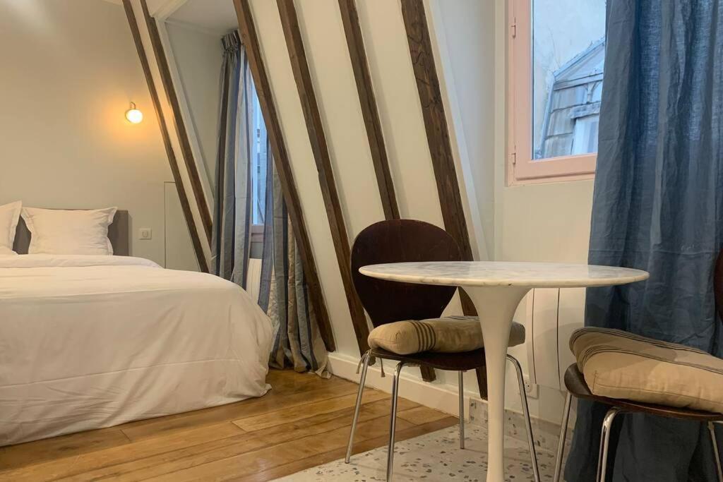 4 Le Marais De Lift Paris
